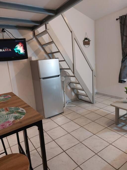Apartamento Le Ti Papangue Saint Pierre Exterior foto